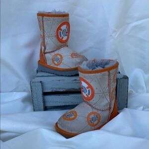 UGG Star Wars Orange and Cream Boots